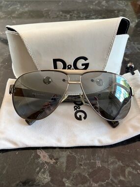 D&G Aviator Sunglasses in Gray Gradient